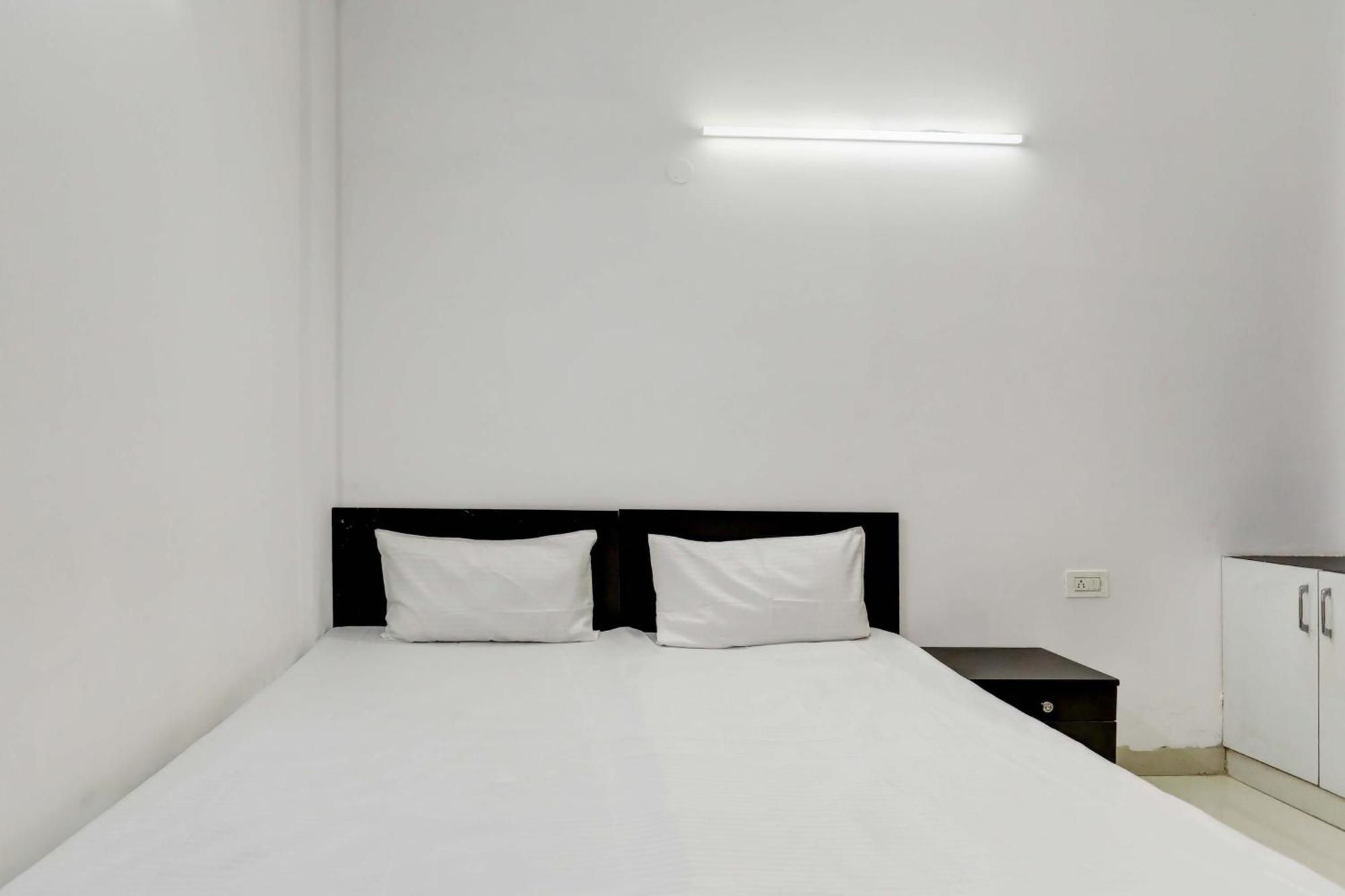Aashiyana Homes New Delhi Luaran gambar